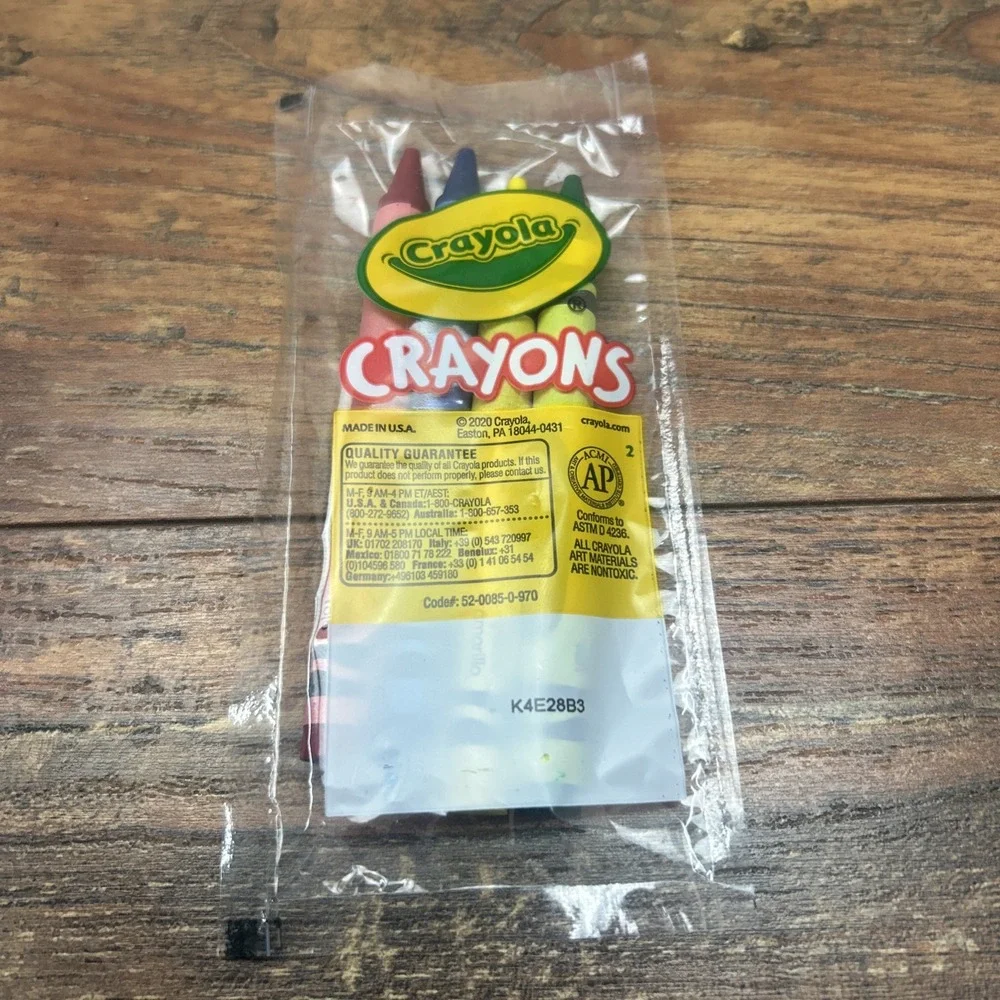 Crayola Classic Color Crayons in Cello Pack, 4 Colors RYGB,‎ 20Packs Restaurants